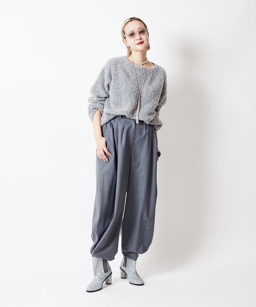 CITYSHOP(シティーショップ)の「VOLUME WOOL パンツ(スラックス・レディース・ブラック/グレー・36/38)」の17枚目の写真