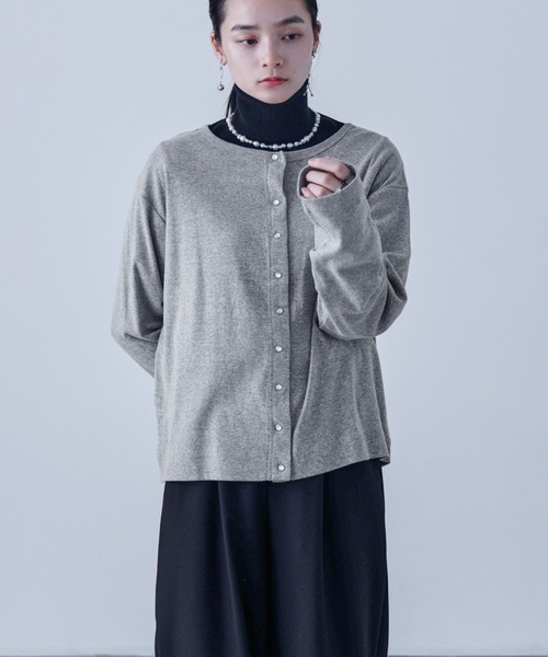 Fashion Letter（ファッションレター）の「【M-5L】パールボタンクルーネックカーデ（カーディガン/ボレロ・レディース・カーキ/ブラック/杢グレー/バーガンディー/チャコール・M～Ｌ/4L～5L/LL～3L）」の7枚目の写真