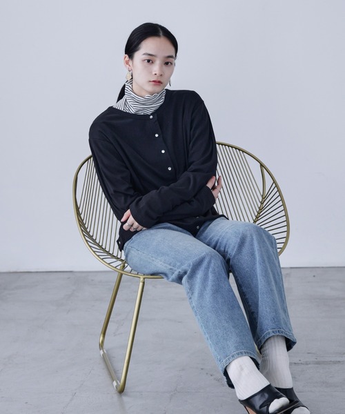 Fashion Letter（ファッションレター）の「【M-5L】パールボタンクルーネックカーデ（カーディガン/ボレロ・レディース・カーキ/ブラック/杢グレー/バーガンディー/チャコール・M～Ｌ/4L～5L/LL～3L）」の19枚目の写真