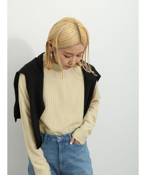 Samansa Mos2 blue(サマンサモスモスブルー)の「ハイネックシアーロンT(Tシャツ/カットソー・レディース・ブラック/キナリ/イエロー・F)」の22枚目の写真