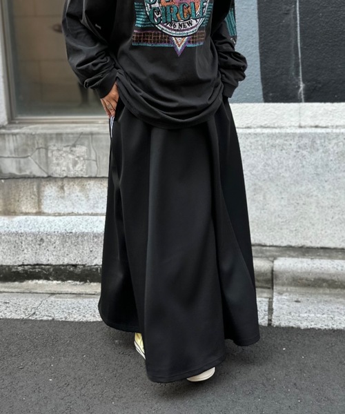 mi via loca（ミヴィアロカ）の「サイドラインジャージフレアスカート（スカート・レディース・グレー/チャコールグレー/ブラック・FREE）」の7枚目の写真