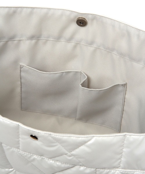 LAKOLE（ラコレ）の「キルトショルダーバッグ / 990407（ショルダーバッグ・メンズ・ブラック/オフホワイト・FREE）」の6枚目の写真