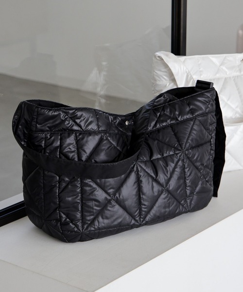 LAKOLE（ラコレ）の「キルトショルダーバッグ / 990407（ショルダーバッグ・メンズ・ブラック/オフホワイト・FREE）」の15枚目の写真