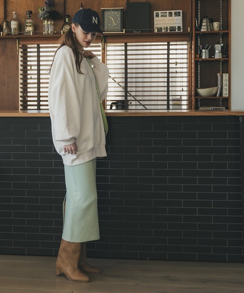 coca(coca)(コカ)の「【WEB限定セール】裏起毛オーバーサイズトップス(スウェット・レディース・ブラック/アイボリー・M/L)」の5枚目の写真