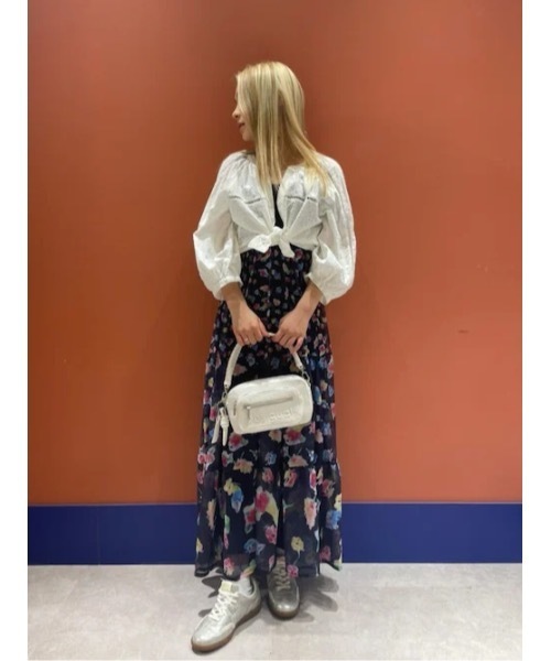 Desigual(デシグアル)の「花柄 コンビネーション ミディワンピース(ワンピース・レディース・ブルー・M/S/XS/L/XL)」の6枚目の写真