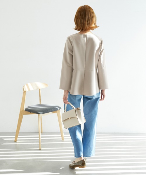 ROPE' PICNIC（ロペピクニック）の「【360°ウルトラストレッチ】セットアップ対応/ペプラムブラウス（シャツ/ブラウス・レディース・イエロー系その他3/ネイビー/ホワイト・38/40）」の15枚目の写真