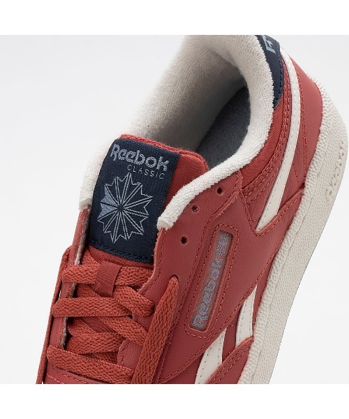 Reebok(リーボック)の「クラブシー リベンジ / CLUB C REVENGE(スニーカー・メンズ・レッド系その他/グリーン・22.5cm/23.0cm/23.5cm/24.5cm/24.0cm/25.0cm/25.5cm/26.0cm/26.5cm/27.0cm/27.5cm/28.0cm/28.5cm/29.0cm/30.0cm)」の11枚目の写真