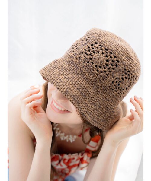 Ungrid(アングリッド)の「かぎ編みニット帽(ニットキャップ/ビーニー・レディース・ライトグレー/ブラウン・FREE)」の5枚目の写真