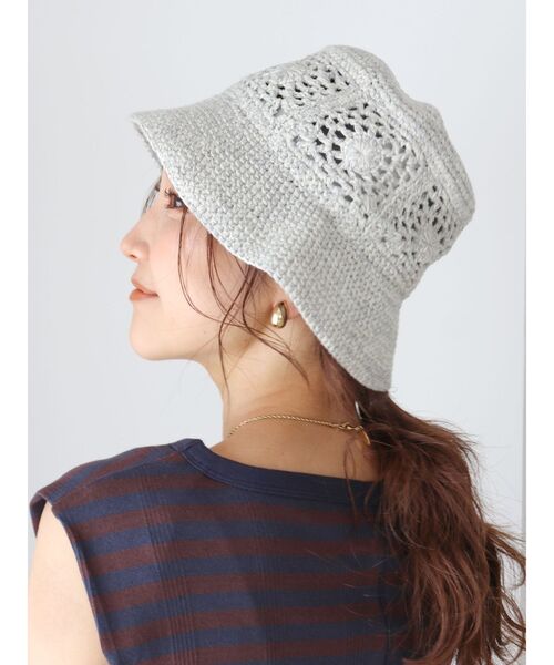 Ungrid(アングリッド)の「かぎ編みニット帽(ニットキャップ/ビーニー・レディース・ライトグレー/ブラウン・FREE)」の14枚目の写真