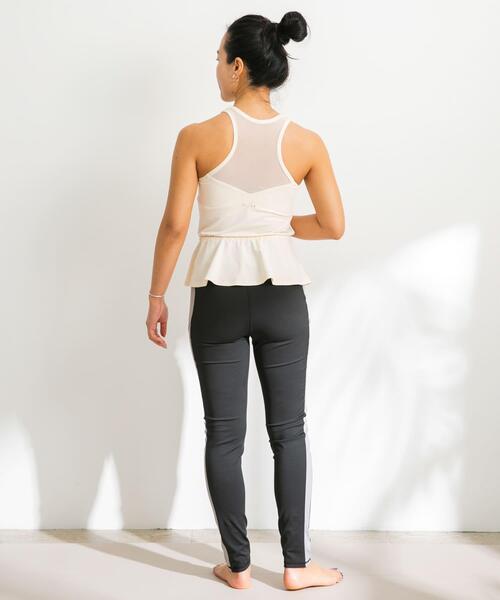 URBAN RESEARCH Sonny Label（アーバンリサーチサニーレーベル）の「SLAB　Peplum Bratop（タンクトップ・レディース・ブラック/オフホワイト・M-L/S-M）」の3枚目の写真