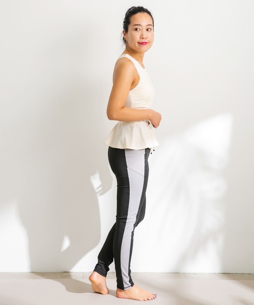 URBAN RESEARCH Sonny Label（アーバンリサーチサニーレーベル）の「SLAB　Peplum Bratop（タンクトップ・レディース・ブラック/オフホワイト・M-L/S-M）」の15枚目の写真