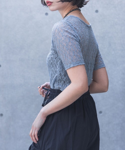 PAGEBOY（ページボーイ）の「カットレースシアートップス（Tシャツ/カットソー・レディース・チャコールグレー/ブラック/オフホワイト/ブルー・FREE）」の21枚目の写真