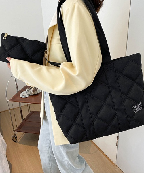 Miniministore(ミニミニストア)の「ポーチ付き キルティング トートバッグ(トートバッグ・レディース・ブラック/ベージュ/ダークオレンジ・FREE)」の2枚目の写真
