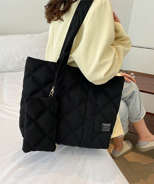 Miniministore(ミニミニストア)の「ポーチ付き キルティング トートバッグ(トートバッグ・レディース・ブラック/ベージュ/ダークオレンジ・FREE)」の8枚目の写真