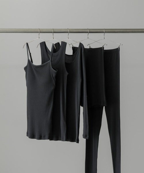 かぐれ(カグレ)の「シルクテレコショートレギンス(レギンス/スパッツ・レディース・チャコールグレー/アイボリー・FREE)」の3枚目の写真