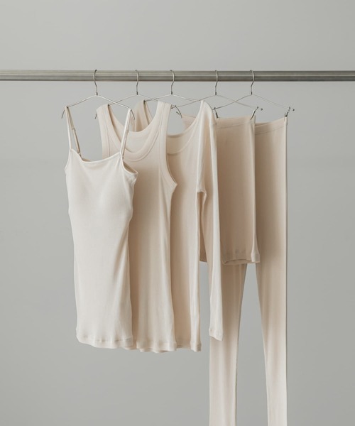 かぐれ(カグレ)の「シルクテレコショートレギンス(レギンス/スパッツ・レディース・チャコールグレー/アイボリー・FREE)」の4枚目の写真