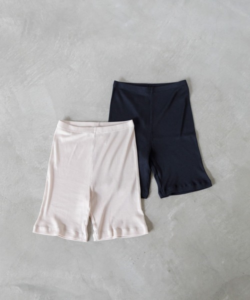 かぐれ(カグレ)の「シルクテレコショートレギンス(レギンス/スパッツ・レディース・チャコールグレー/アイボリー・FREE)」の7枚目の写真