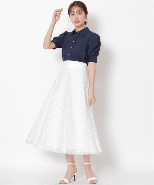 SWINGLE（スウィングル）の「エンブロイダリーイニシャルブラウス（シャツ/ブラウス・レディース・オフホワイト/ネイビー/パープル系その他4・FREE）」の10枚目の写真