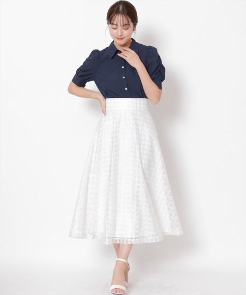 SWINGLE（スウィングル）の「エンブロイダリーイニシャルブラウス（シャツ/ブラウス・レディース・オフホワイト/ネイビー/パープル系その他4・FREE）」の11枚目の写真