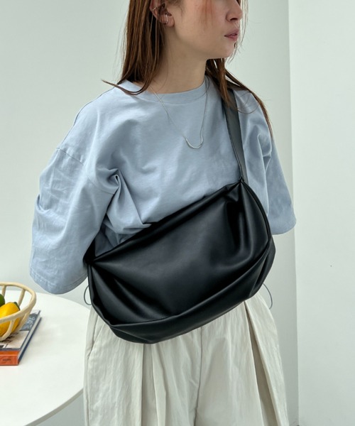 y/m（イム）の「ドロストクロップドTシャツ（Tシャツ/カットソー・レディース・ブラック/イエロー/オフホワイト/ブルー/ダークブルー/ベージュ・FREE）」の20枚目の写真