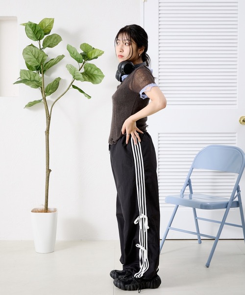 kutir(クティール)の「サイドリボンナイロンパンツ(その他パンツ・レディース・ブルー/ブラック/ライトグレー・SMALL/MEDIUM)」の7枚目の写真