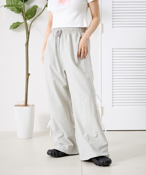 kutir(クティール)の「サイドリボンナイロンパンツ(その他パンツ・レディース・ブルー/ブラック/ライトグレー・SMALL/MEDIUM)」の9枚目の写真