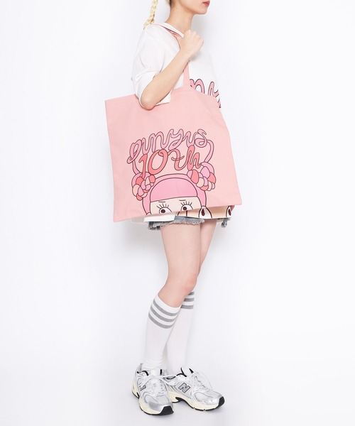 PUNYUS（プニュズ）の「10th Naomiちゃんトートバッグ（トートバッグ・レディース・ブラック/ピンク/アイボリー・FREE）」の9枚目の写真