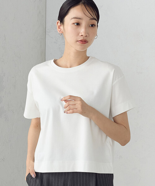 COMME CA ISM（コムサイズム）の「ボックスシルエット クロップド丈Ｔシャツ（Tシャツ/カットソー・レディース・ホワイト/ブラック/ブルー・MEDIUM/LARGE）」の4枚目の写真