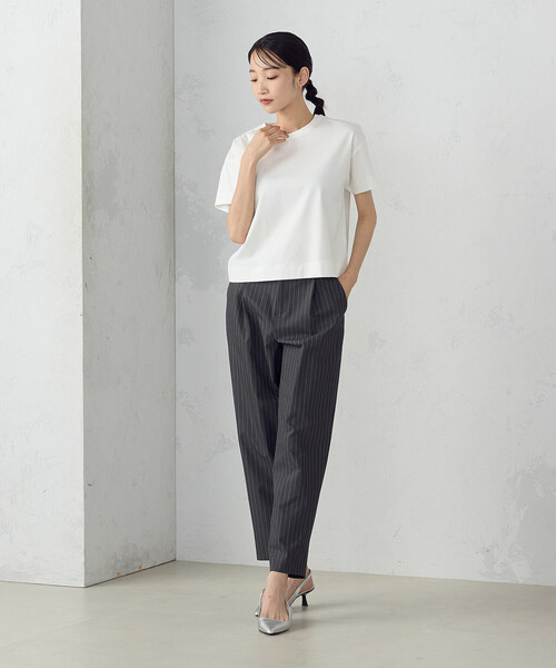 COMME CA ISM（コムサイズム）の「ボックスシルエット クロップド丈Ｔシャツ（Tシャツ/カットソー・レディース・ホワイト/ブラック/ブルー・MEDIUM/LARGE）」の5枚目の写真