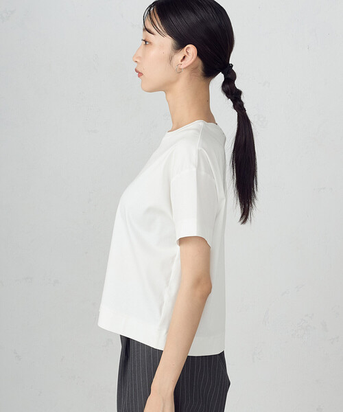 COMME CA ISM（コムサイズム）の「ボックスシルエット クロップド丈Ｔシャツ（Tシャツ/カットソー・レディース・ホワイト/ブラック/ブルー・MEDIUM/LARGE）」の17枚目の写真