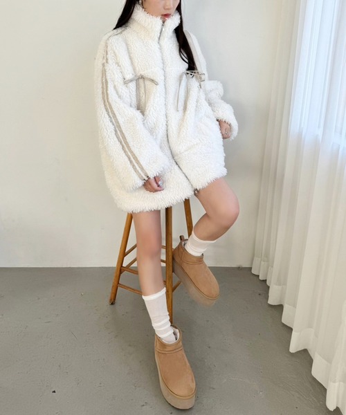 one after another NICE CLAUP（ワンアフターアナザーナイスクラップ）の「NC刺繍入りフェイクムートンショートブーツ（ブーツ・レディース・ブラウン/アイボリー/ダークブラウン・S/M/L）」の20枚目の写真