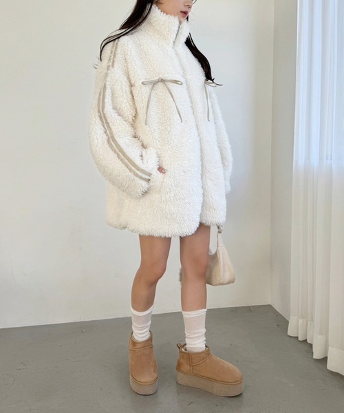 one after another NICE CLAUP（ワンアフターアナザーナイスクラップ）の「NC刺繍入りフェイクムートンショートブーツ（ブーツ・レディース・ブラウン/アイボリー/ダークブラウン・S/M/L）」の21枚目の写真