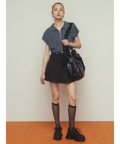 EMODA（エモダ）の「ナイロンギャザーショルダーバッグ（ハンドバッグ・レディース・ブラック/シルバー・FREE）」の8枚目の写真