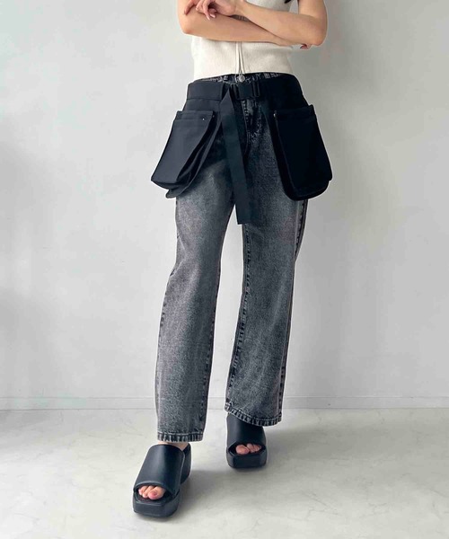 AS KNOW AS plus（アズノゥアズプラス）の「ポケットウエストラップベルト 【ZOZOTOWN限定アイテム】（ベルト・レディース・ブラック・FREE）」の16枚目の写真