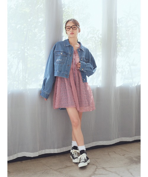 earth music&ecology（アースミュージックアンドエコロジー）の「フリンジロゴショート丈Gジャン（デニムジャケット・レディース・ブラック/インディゴブルー・FREE）」の22枚目の写真