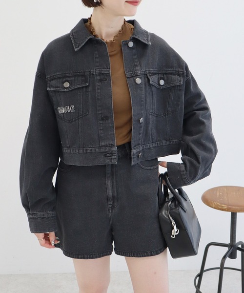 earth music&ecology（アースミュージックアンドエコロジー）の「フリンジロゴショート丈Gジャン（デニムジャケット・レディース・ブラック/インディゴブルー・FREE）」の7枚目の写真