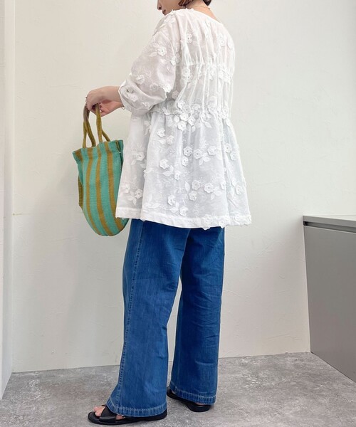 fredy emue（フレディエミュ）の「ライトオンスデニムイージーパンツ（デニムパンツ・レディース・サックスブルー/ネイビー・38/36）」の15枚目の写真