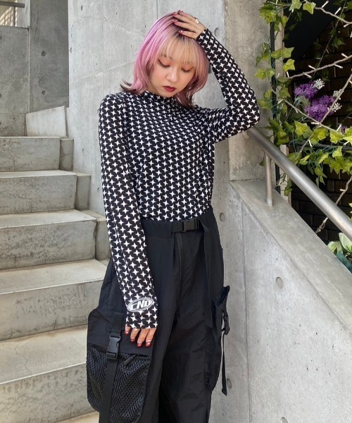 Candy Stripper（キャンディストリッパー）の「CND SPARKLES トップス（その他トップス・レディース・オフホワイト/グレー/ブラック・2）」の11枚目の写真