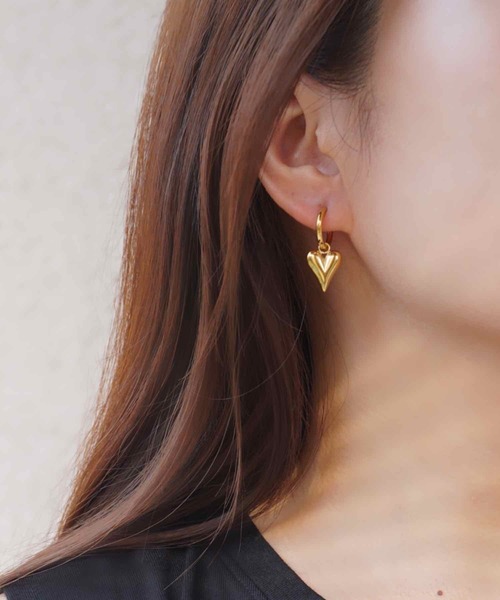 CERCA(チェルカ)の「saran jewelry/アレルギー対応 2way ハートフープ ピアス(ピアス(両耳用)・レディース・ゴールド/シルバー・FREE)」の4枚目の写真