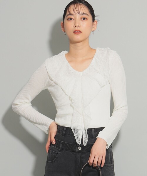 Ray BEAMS（レイビームス）の「レース フリルカラー リブ プルオーバー（ニット/セーター・レディース・ホワイト/ブラック・ONE SIZE）」の6枚目の写真