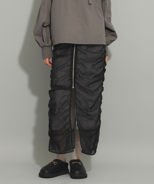 Ray BEAMS（レイビームス）の「シアー ギャザー ジップ スカート（スカート・レディース・ブラック/ベージュ・0/1）」の2枚目の写真