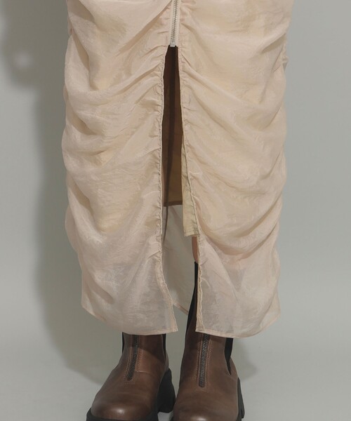 Ray BEAMS（レイビームス）の「シアー ギャザー ジップ スカート（スカート・レディース・ブラック/ベージュ・0/1）」の16枚目の写真