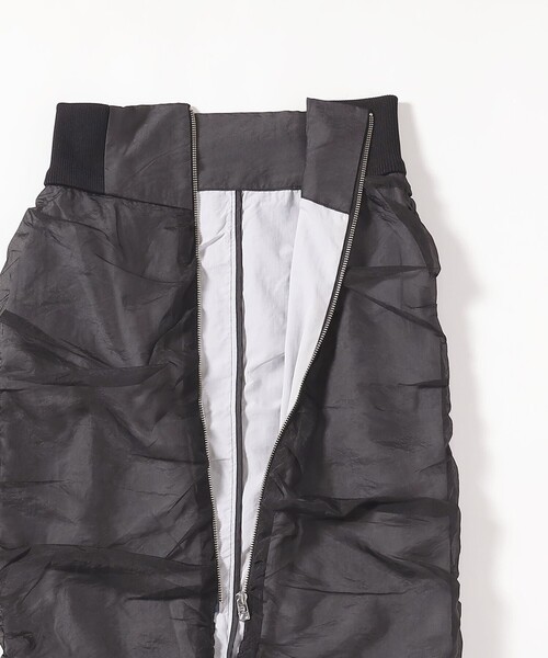 Ray BEAMS（レイビームス）の「シアー ギャザー ジップ スカート（スカート・レディース・ブラック/ベージュ・0/1）」の19枚目の写真