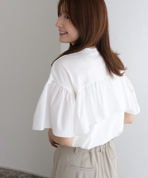 Pierrot（ピエロ）の「【イージーケア】ラッフルフリルドッキングカットソー（Tシャツ/カットソー・レディース・ネイビー/オフホワイト/ブラック・L/M）」の2枚目の写真