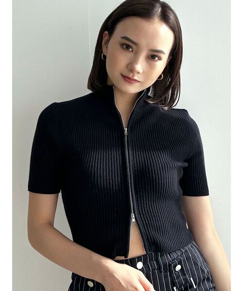 EMODA(エモダ)の「プレーティングハーフリブニット(ニット/セーター・レディース・ホワイト/ピンク/ブラック/グレー/ブルー・FREE)」の3枚目の写真