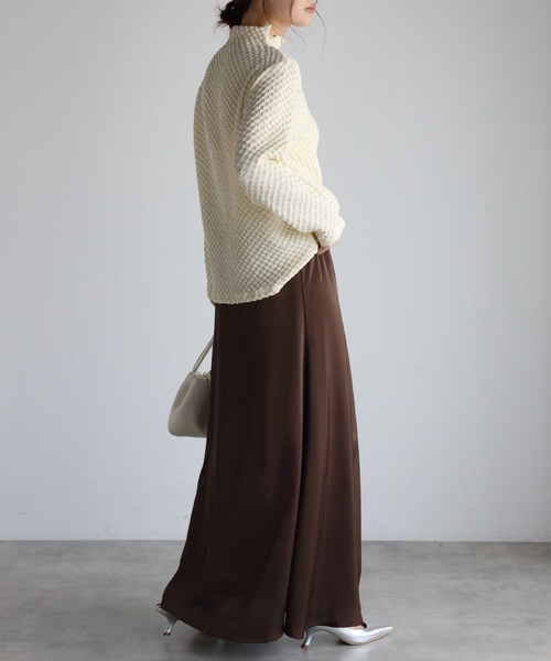 &HALF(アンドハーフ)の「カラージャガードハイネックトップス(Tシャツ/カットソー・レディース・ブラック/オフホワイト/ブルー/チェリーピンク/グリーン・M/L)」の10枚目の写真
