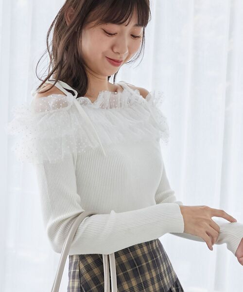 MAJESTIC LEGON(マジェスティックレゴン)の「2wayミルフィーユフリルニット(ニット/セーター・レディース・アイボリー/ブルー系その他5/ブラック/ピンク・MEDIUM)」の10枚目の写真