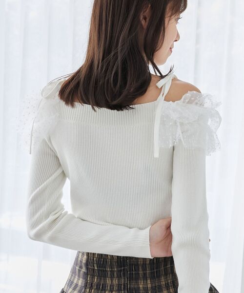 MAJESTIC LEGON(マジェスティックレゴン)の「2wayミルフィーユフリルニット(ニット/セーター・レディース・アイボリー/ブルー系その他5/ブラック/ピンク・MEDIUM)」の11枚目の写真