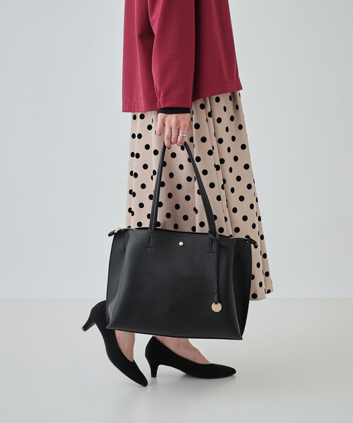 SHOO・LA・RUE（シューラルー）の「◆【軽量/A4/通勤】ふわっと軽いトートバッグ（トートバッグ・レディース・ブラック/グレー/ベージュ系4・00）」の18枚目の写真