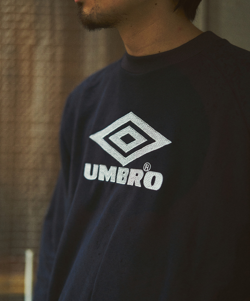UMBRO（アンブロ）の「UMBRO / アンブロ 417別注 Sweat / スウェット（スウェット・メンズ・ネイビー/ベージュ/サックスブルー・MEDIUM/X-LARGE/LARGE）」の15枚目の写真